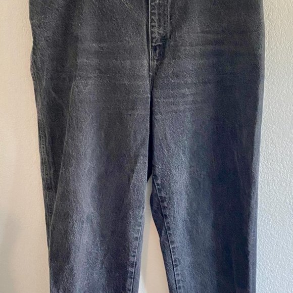 Black - Tapered Leg - Relaxed Fit - High Waisted - Gitano Mom Jeans - Picture 2 of 5